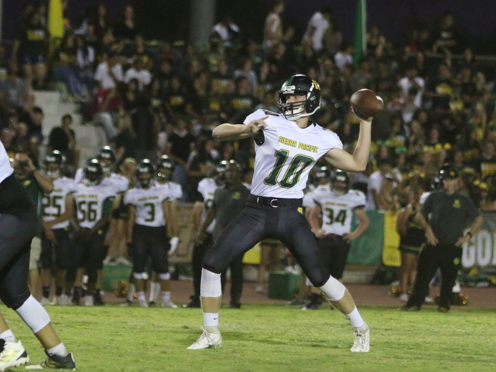 Golden Bears even up Clash of the Claws with air attack